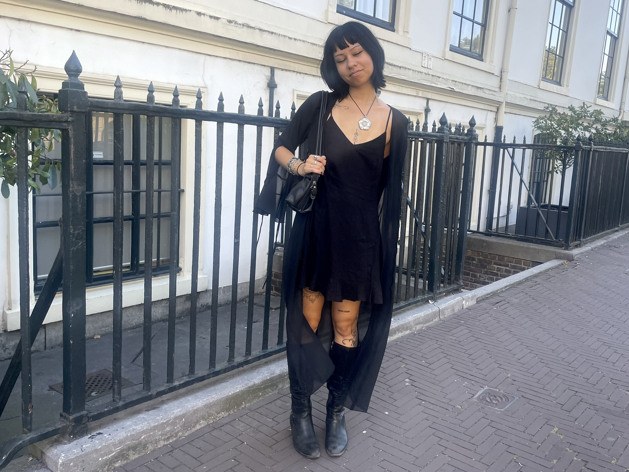 CB58E637-8CFF-43E1-9D1A-FB8A64894C56_1_102_a